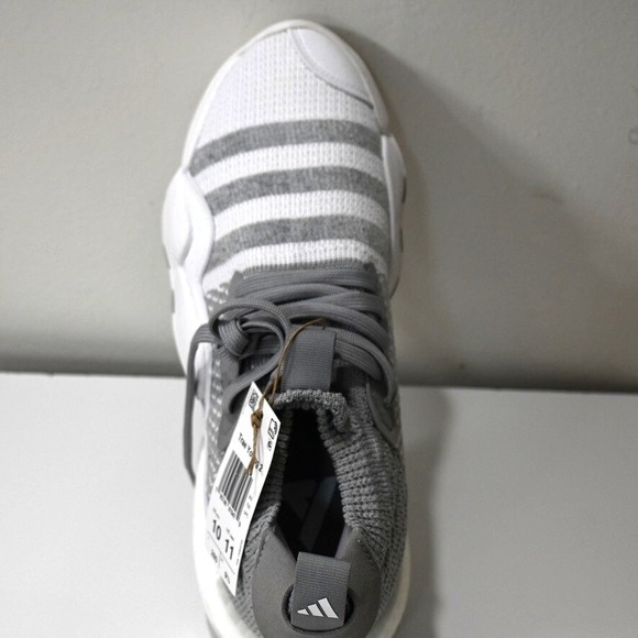 Adidas Basketball Shoes Men's Size 10 US White & Gray Trae Young 2 UNISEX - Picture 7 of 12